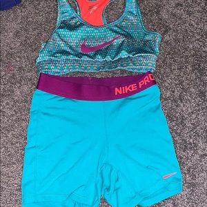 Kids Nike Set, sports bra and nike pros